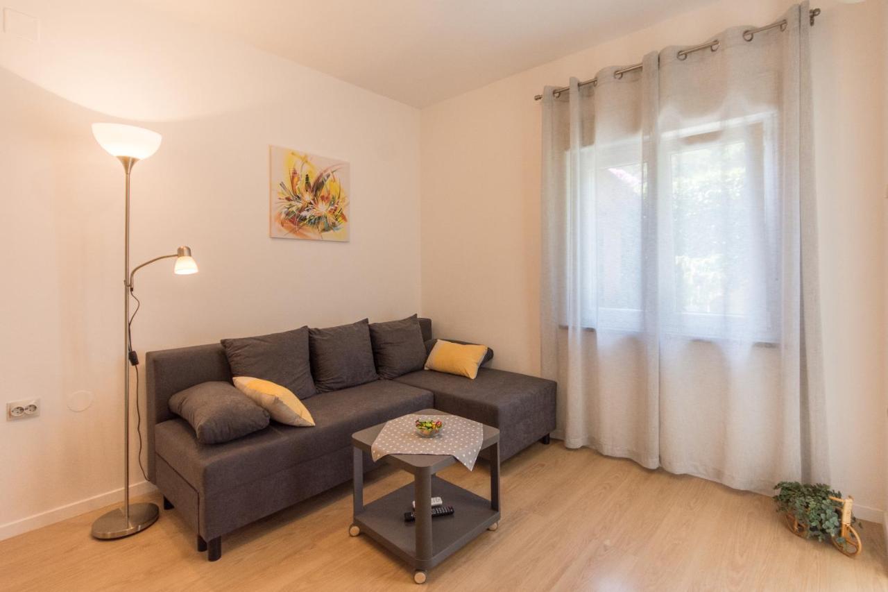 Piccola Pineta Apartment Pula Exterior foto