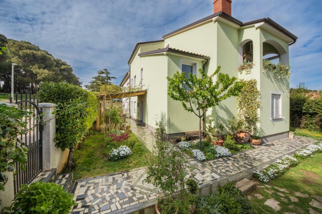 Piccola Pineta Apartment Pula Exterior foto